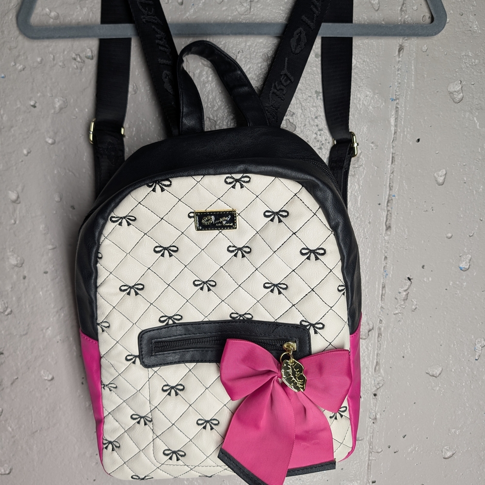 Luv Betsey Johnson Bow Backpack Pink Quilted Coquette Vegan Leather - Picture 2 of 16